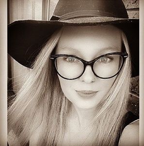 Meet your Posher, Rochelle